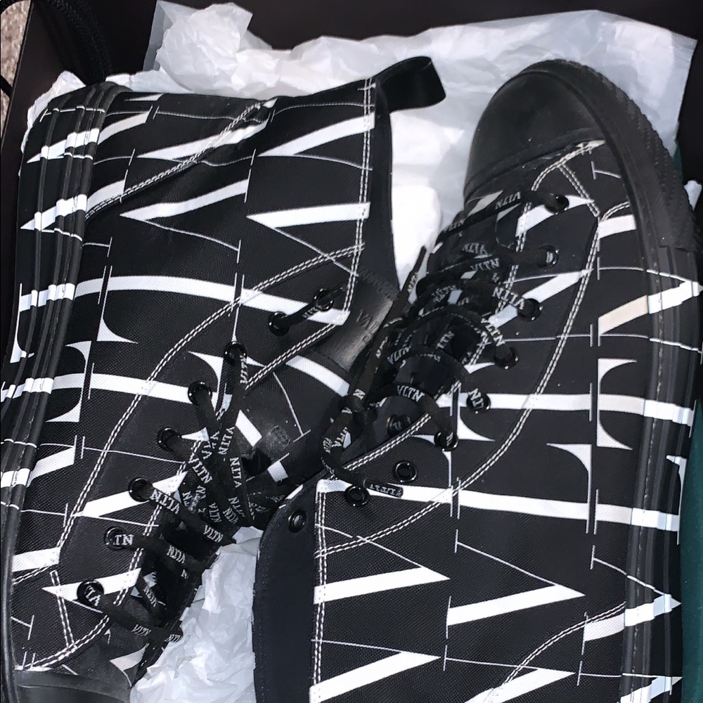 Men’s Valentino sneakers